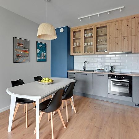 Chlebova - Riverside View Terrace, Free Parking, Gym & Kidsplay By Downtown Apartments Gdańsk Buitenkant foto